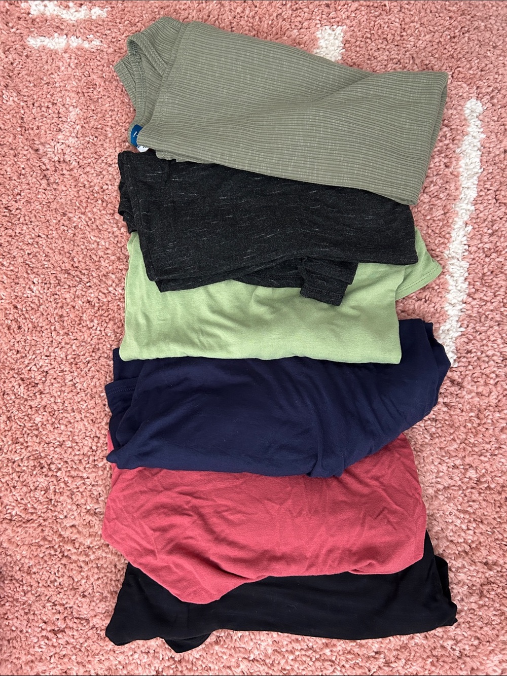 Old Navy Women's Mixed Color Tank Top Bundle - Green, Black, Navy, Pink, Olive